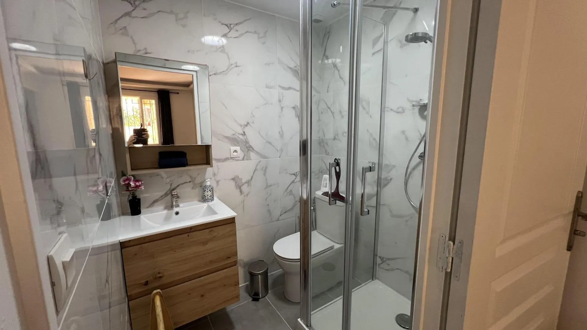Apartment Villa Evasion &3 Le Luxe Au Bord De L'Eau Nice France